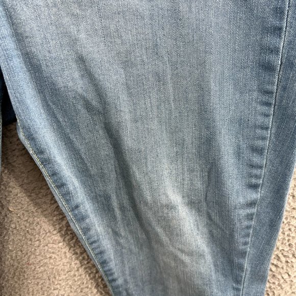 Signature by Levi Strauss Blue Denim Capris - Picture 15 of 15